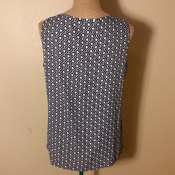 LOFT navy&white diamond print sleeveless top med - Picture 4 of 6